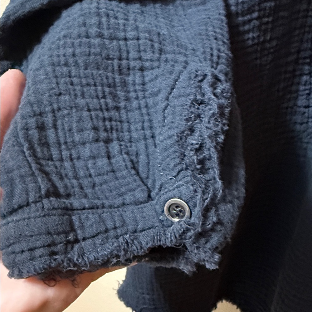 Chic Blue Button-Front Tunic - Picture 6 of 8